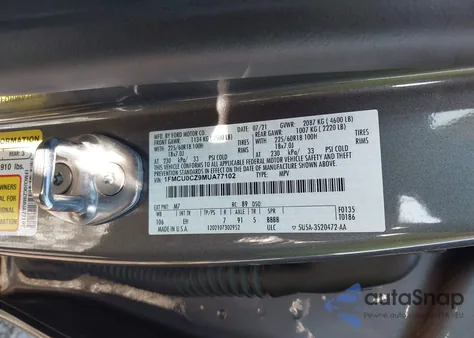 2021 Ford Escape Sel Hybrid z USA, uszkodzony, nr VIN 1FMCU0CZ9MUA77102